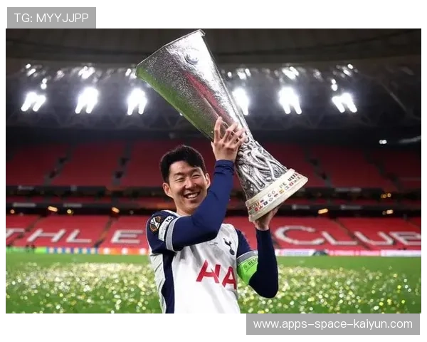 孙兴慜内切抽射险些攻破对方门前禁区——从技艺到装备的全方位解读